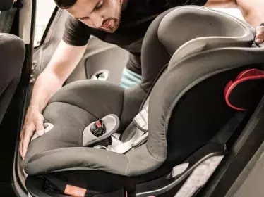 installing car seat children