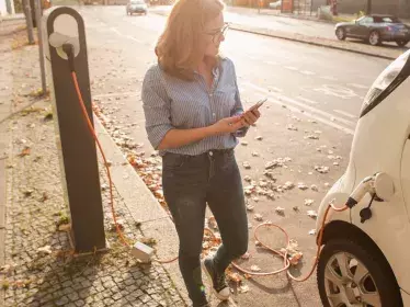 smartphone app charging electric car